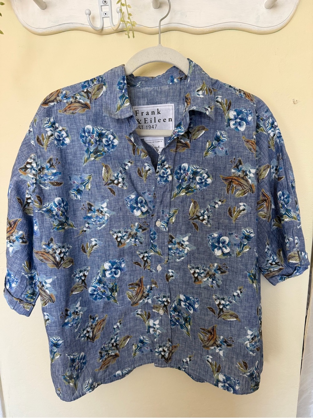 Frank & Eileen “The Rosie” Short Sleeve Button-Down Shirt - Picture 3 of 10